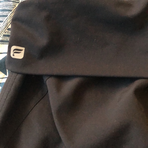 Fabletics capris - Picture 3 of 3